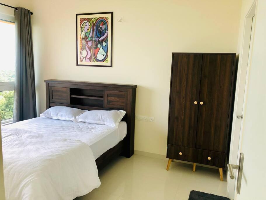 Lovely 2-Bedroom Sea View Serviced Apartment Dabolim Goa Экстерьер фото